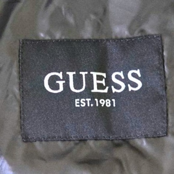 GUESS Black Puffer Jacket Hooded Quilted Lightweight Size SMALL - Picture 9 of 14
